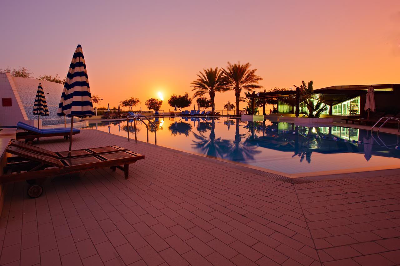 Mercure Grand Jebel Hafeet Al Ain Buitenkant foto